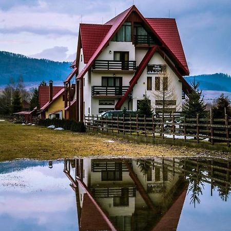 Pensiunea Perla Neamtului Minastirea Neamt Exterior foto